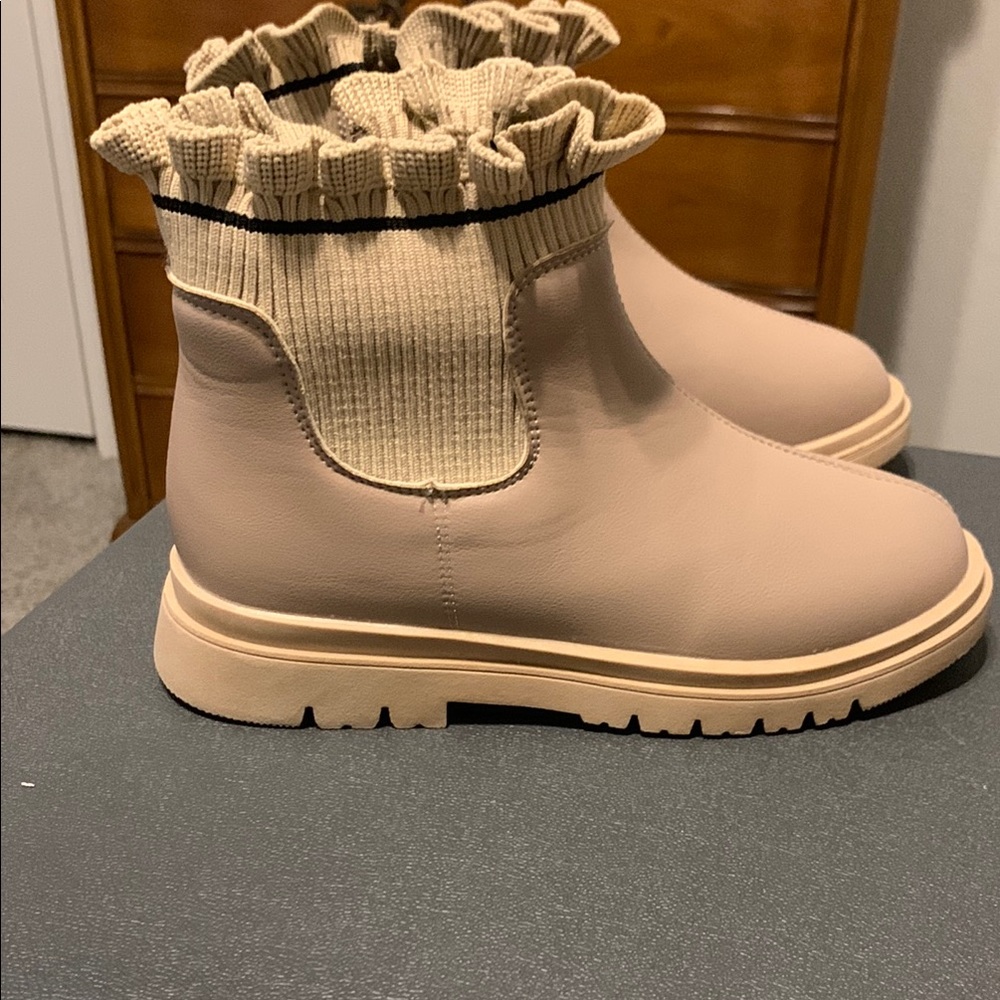 Mia Belle Girls Cutsie Bootsie Ruffle Sock Boots by Liv and Mia